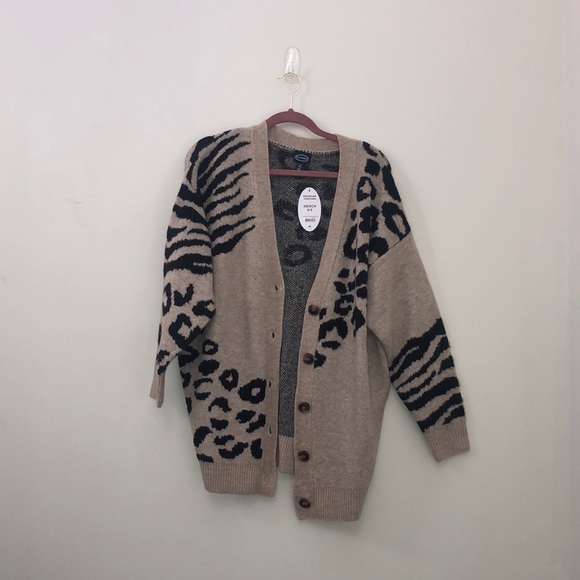 Sweaters - Scoop Animal Print Sweater